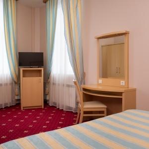 Hotel Oktiabrskaya