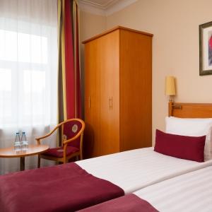 Hotel Oktiabrskaya