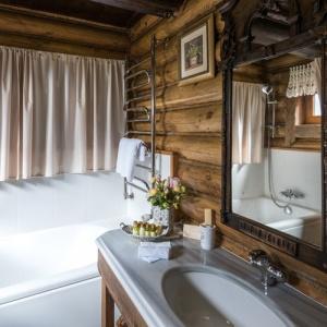 Hotel Old House Resort and Spa