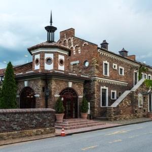 Hotel Old House Resort and Spa