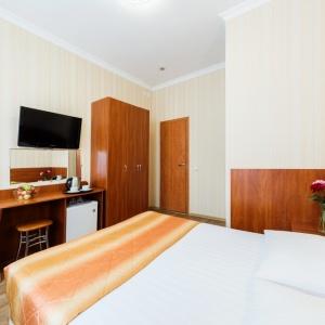 Hotel Tonika