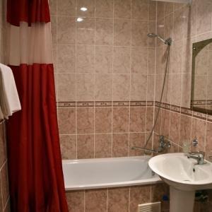 Hotel Sura