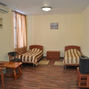Hotel Tri Zvezdy