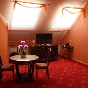 Hotel Renaissance