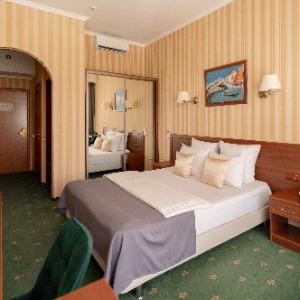 Stavropol Park Hotel