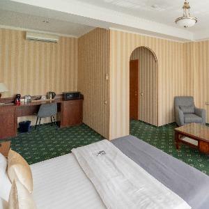 Stavropol Park Hotel