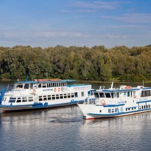 Hotel 40th Meridian Yacht-Club