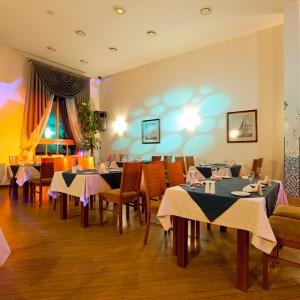 Hotel 40th Meridian Yacht-Club