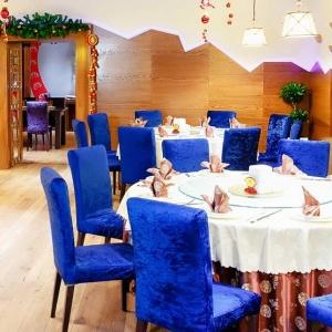 Grand Hotel Tien Shan