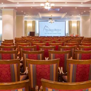 Grand Hotel Tien Shan