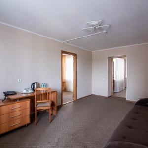 Hotel Aviator