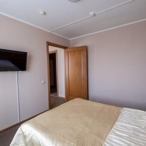 Hotel Aviator