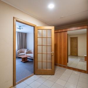 Hotel Aviator