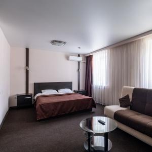 Hotel Aviator