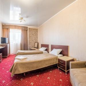 Red Hotel