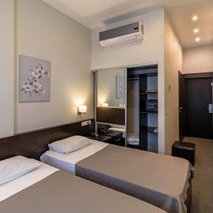 Hotel Tatar Inn