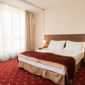 Hotel Davidov on Nazarbaeva 35a