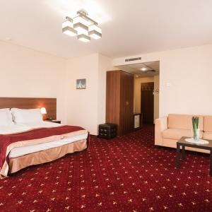 Hotel Davidov on Nazarbaeva 35a
