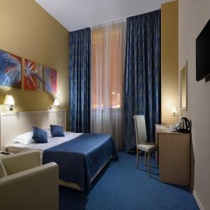 Triumph Hotel