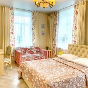 Гостиница Бастон на Никитина