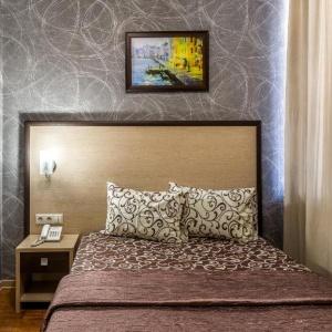 Hotel Bravo Lux