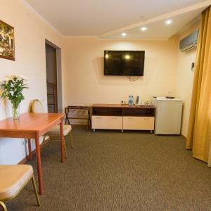 Hotel Suite