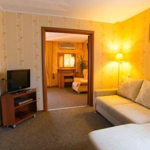 Hotel Suite