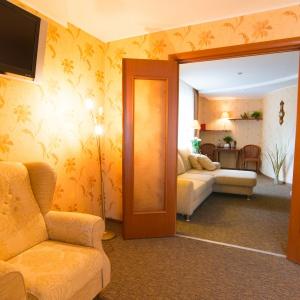 Hotel Suite