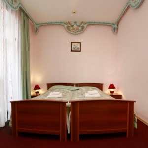 Hotel Tau-Tash