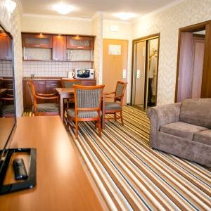 Hotel Strawberry Hills