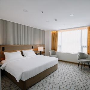 Mega Palace Hotel