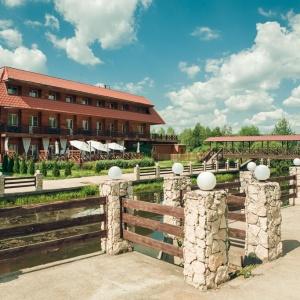 Medvezhyi Ozera Park Hotel