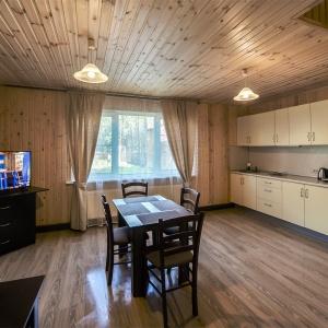 Medvezhyi Ozera Park Hotel