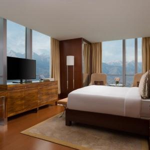 Hotel Ritz-Carlton, Almaty