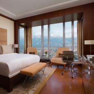 Hotel Ritz-Carlton, Almaty