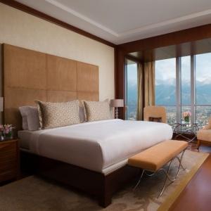 Hotel Ritz-Carlton, Almaty