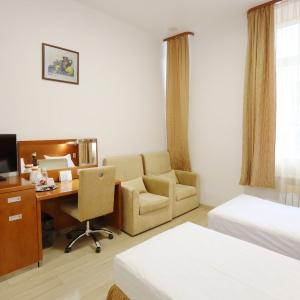 Hotel Areal Inn
