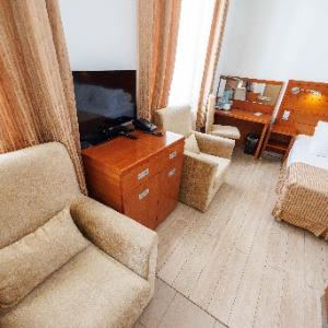 Hotel Areal Inn