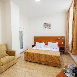 Hotel Areal Inn