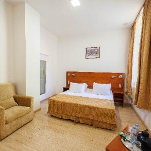 Hotel Areal Inn