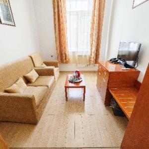 Hotel Areal Inn