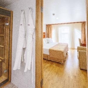 Hotel Areal Inn