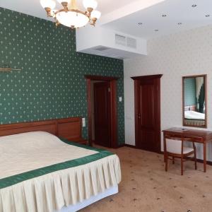 Hotel Meridian