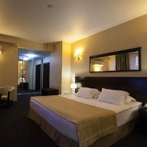 Hotel Green Hall