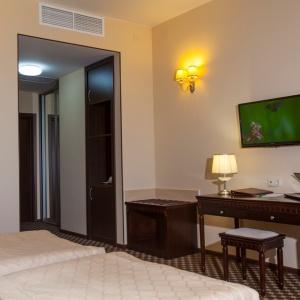 Hotel Green Hall