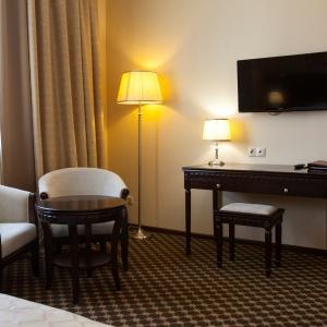 Hotel Green Hall