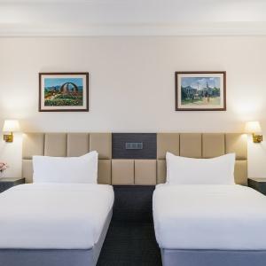 Hotel Ambassador