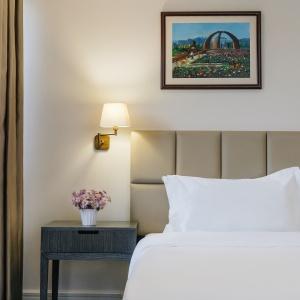 Hotel Ambassador