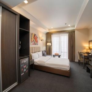 Hotel Ambassador