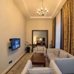 Hotel Ambassador